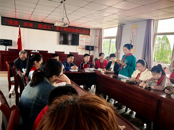 潘集区泥河镇妇联开展“悦读·阅爱·越成长”亲子阅读故事汇活动